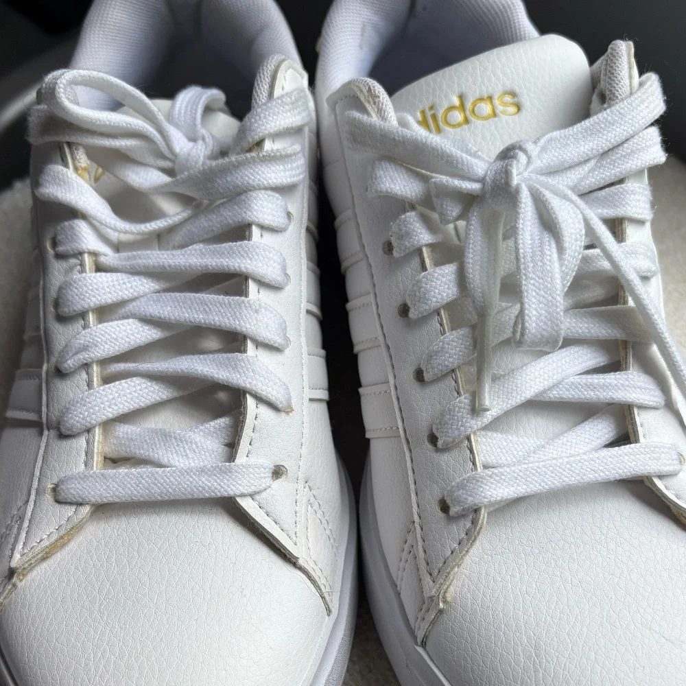 Adidas grand court 2.0 white sneakers size 6